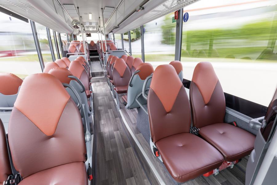Интерьер Setra S 415 LE Business 2018 года  (фото 3 из 7)